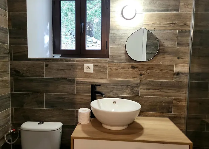 L Anghjuledda 2 ファームステイ